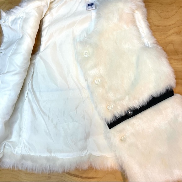 Janie & Jack White Fur Vest, Black Ribbon Accent NWOT - Picture 4 of 5